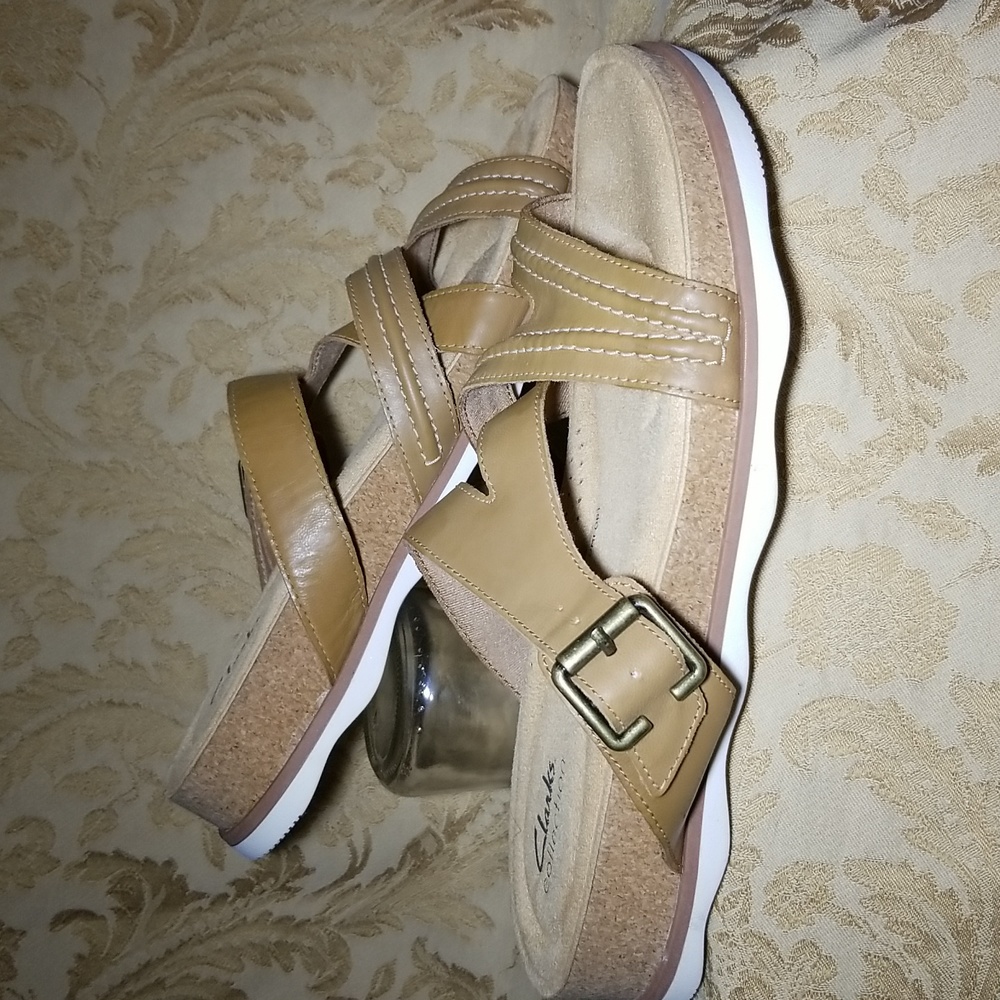 Clarks,women's,open strap sandals.